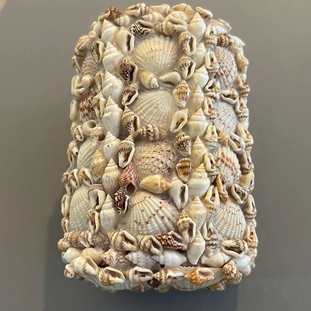 Vintage Shell Encrusted Jewelry Box - Picture 3 of 5